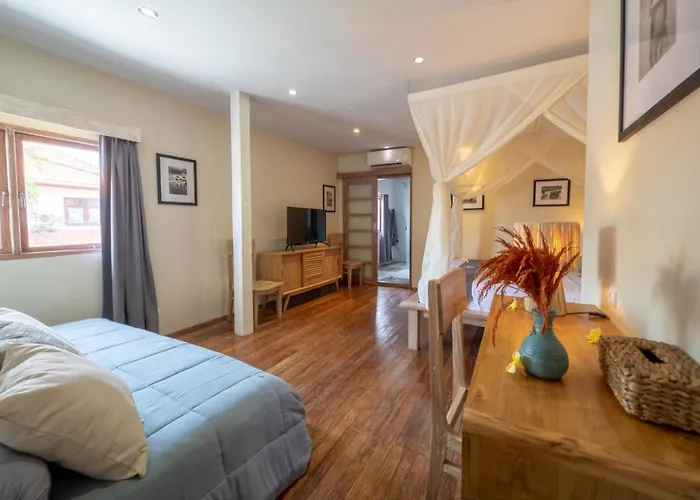 Amana Villa *