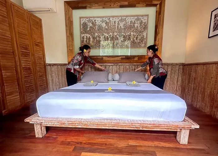 Amana * Seminyak (Bali)